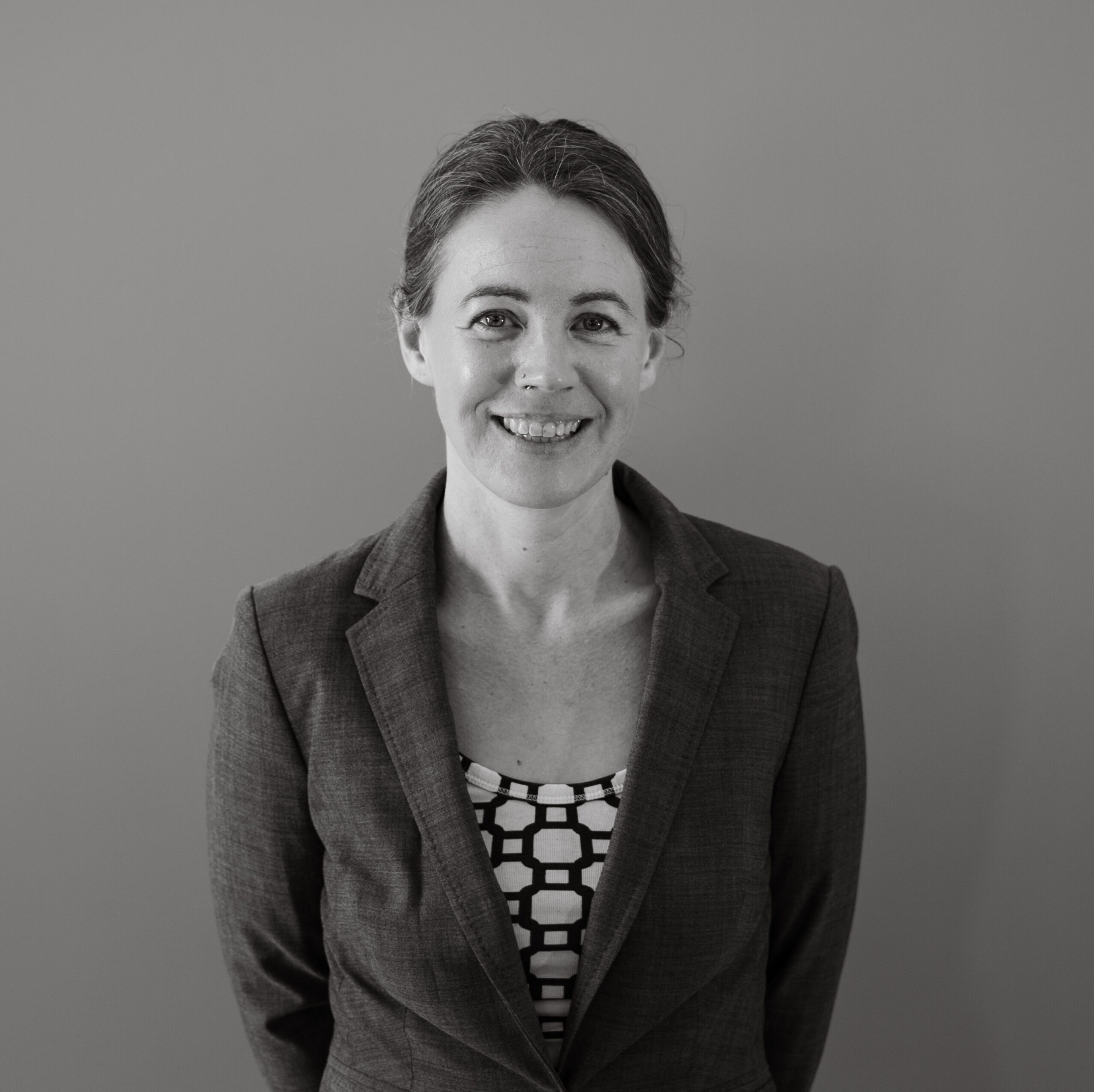 Jennifer Sweeney Headshot scaled e1699460866330